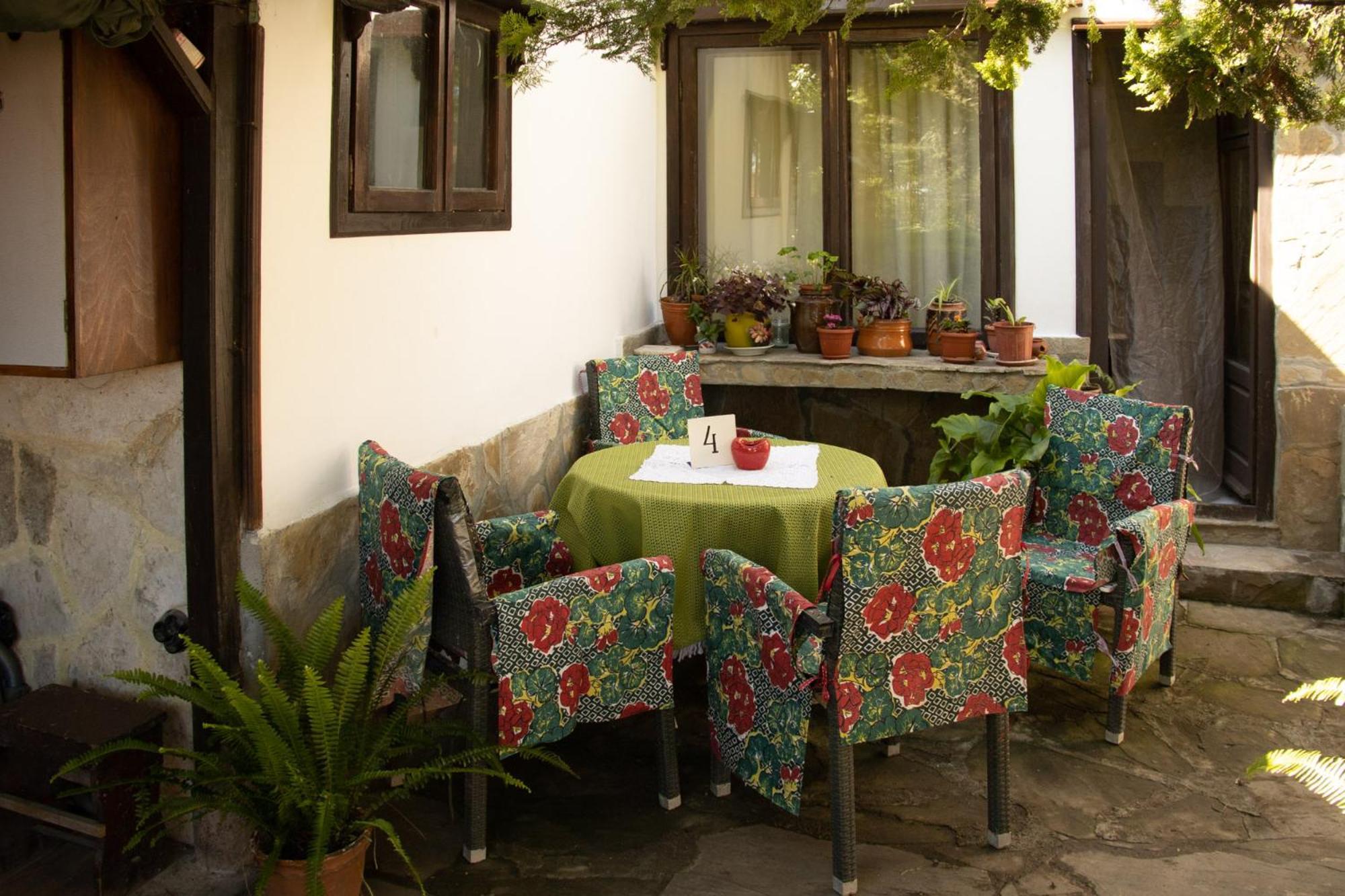 Старата Баkалия The Old Grocery, Guest Rooms Balcic Exterior foto